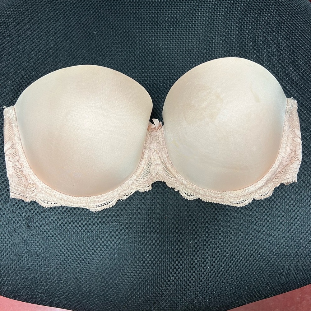 Victoria’s Secret Push-Up Strapless Lace Bra Size 34DD